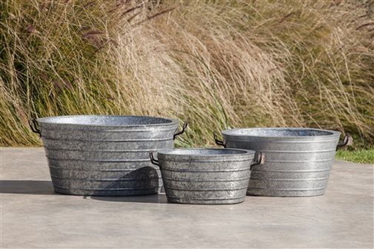 Alvarado Ice Tubs - Available In 3 Sizes